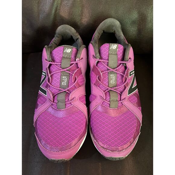 New Balance Women’s Sneakers - Picture 5 of 5